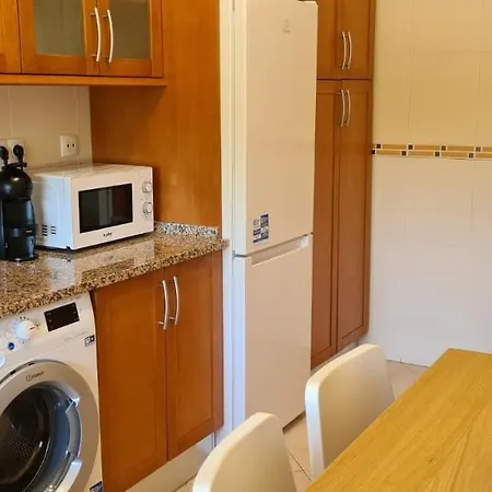 Figueiral Apartment